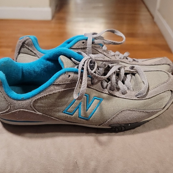 New Balance Shoes - Great condition New Balance 442 running shoe